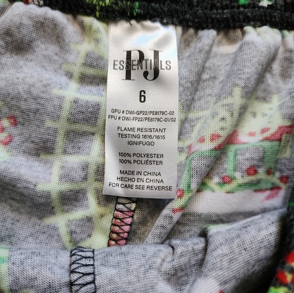 Grey/Green Christmas Train Pajamas, Kid's 6 - Picture 6 of 7